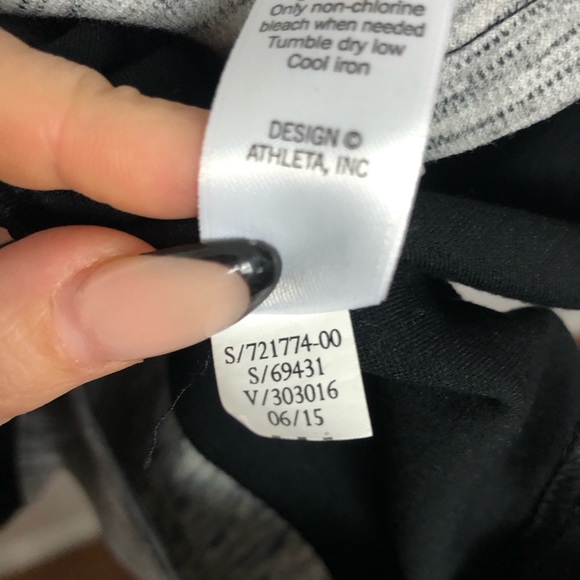 Athleta Cityscape gray bodycon midi gray and black color-block dress Size XS - Picture 6 of 7